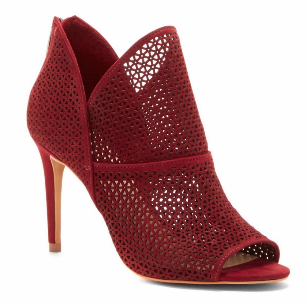 Vince Camuto Vatena Elegant Burgundy Suede Lazer Cut Peep-Toe Heels Bootie